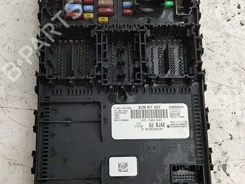 Used Fuse box Fuse box 39611375 39611375
