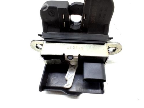 Bagklap lås VW SCIROCCO III (137, 138) 2.0 TDI (184 hp) 31369425