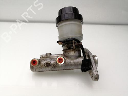 Used Brake master cylinder DAIHATSU FEROZA Soft Top (F300) 1.6 i 16V (95 hp) 26377769