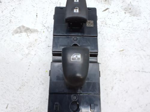 Used Right front window switch Right front window switch 39557796 39557796