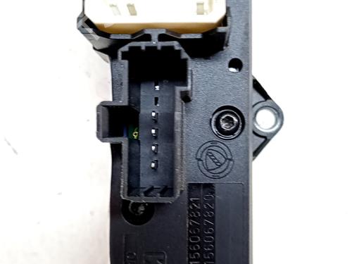 Warning switch ALFA ROMEO 159 (939_) 1.9 JTDM 16V (939AXC1B, 939AXC12) | BP32285633I22 - Image 2