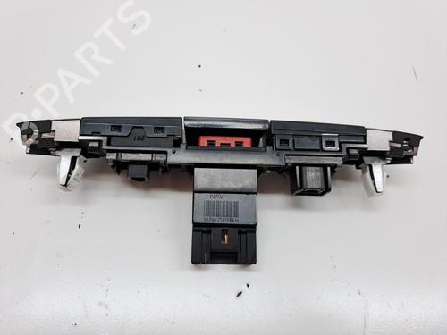 Used Warning switch HYUNDAI ix35 (LM, EL, ELH) 2.0 CRDi (184 hp) 23362072