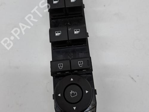 Used Left front window switch HYUNDAI KONA (SX2) 1.6 T-GDi Hybrid (141 hp) 26538744