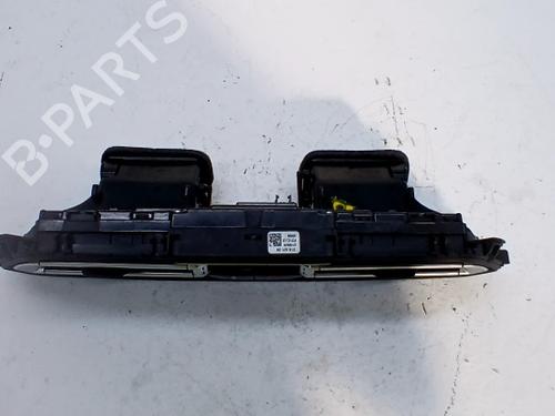 Climate control BMW 1 (F40) M 135 i xDrive | BP40546132I5 - Image 3