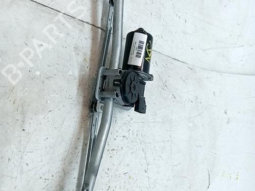 Used Front wiper motor KIA SPORTAGE III (SL) 1.7 CRDi (116 hp) 29229304
