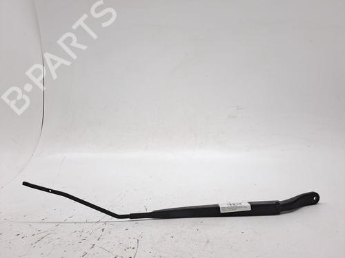 Used Front windshield wiper arm RENAULT MEGANE III Hatchback (BZ0/1_, B3_) 1.5 dCi (BZ09, BZ0D, BZ1W, BZ29, BZ14) (110 hp) 27461901