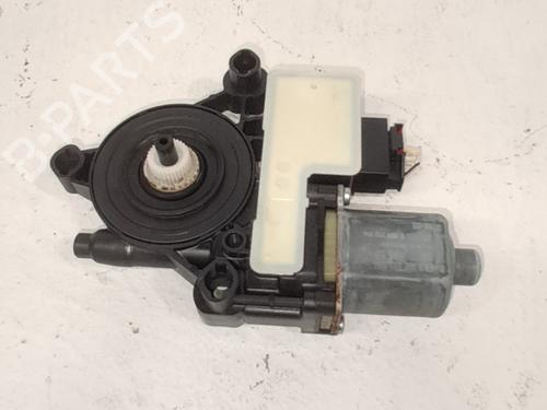 Used Right rear window motor Right rear window motor VW GOLF VII (5G1, BQ1, BE1, BE2) 2.0 GTI (245 hp) 36407250 36407250