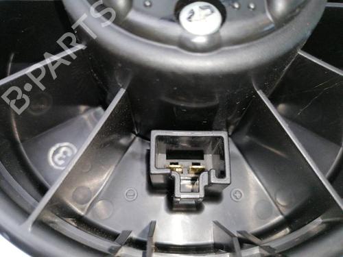 Ventilator motor MITSUBISHI MIRAGE / SPACE STAR VI Hatchback (A0_A) 1.2 (A03A) (80 hp) 23421079