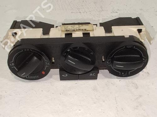 Comando clima Comando clima VW POLO IV (9N_, 9A_) 1.4 16V (75 hp) 36318119 36318119
