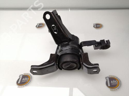 Used Engine mount TOYOTA AURIS (_E18_) 1.4 D-4D (NDE180_, NDE180R) (90 hp) 23419903