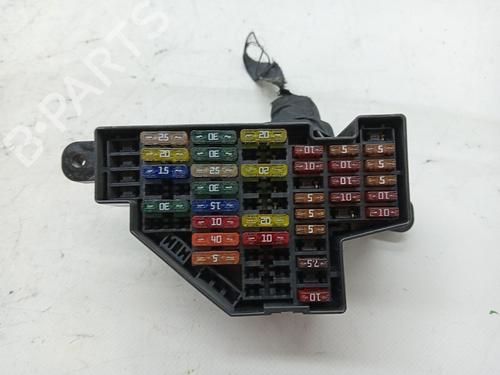 Used Fuse box VW PASSAT B6 (3C2) 2.0 TDI 16V (140 hp) 23356998