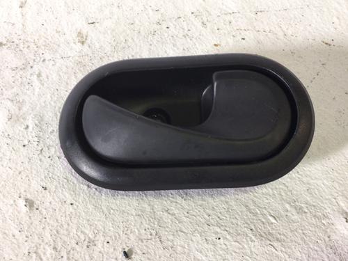 Used Front right interior door handle Front right interior door handle 39557972 39557972