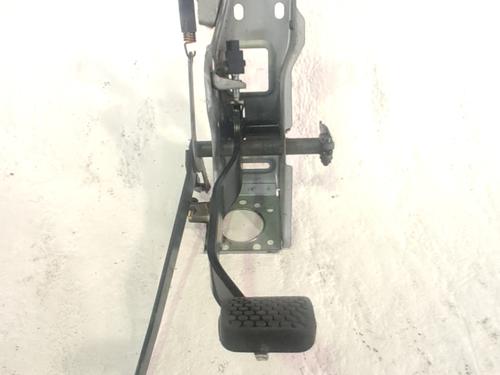 bremsepedal SUZUKI VITARA (ET, TA, TD) 1.6 All-wheel Drive (TA, TA01, SE416) (80 hp) 32257548