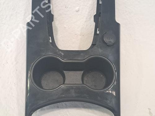 Bekerhouder/Voorwerpenhouder PEUGEOT 3008 I MPV (0U_) 1.6 BlueHDi 120 (120 hp) 27463959