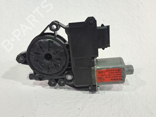 Right rear window motor HYUNDAI i40 I CW (VF) 1.7 CRDi | BP24240215E22 