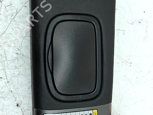 Højre solskærm Højre solskærm ALFA ROMEO GIULIETTA (940_) 2.0 JTDM (940.FXL1A) (140 hp) 33764033 33764033