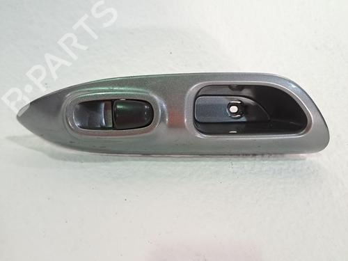 Used Right rear window switch NISSAN JUKE (F15) 1.6 DIG-T (190 hp) 24109132
