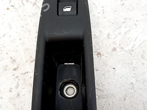left-rear-window-switch-fiat-600e-600-365_-364_-2023-35721911 main image