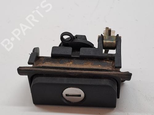 Trunk håndtak VW GOLF III (1H1) 1.6 (101 hp) 26654448