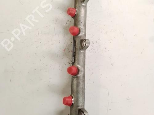 Used Injection rail BMW 1 (E87) 118 d (122 hp) 29051587