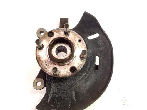 Used Left front steering knuckle Left front steering knuckle DAEWOO NUBIRA Saloon (J150) 1.6 16V (106 hp) 33768304 33768304