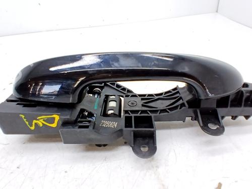 Used Rear right exterior door handle Rear right exterior door handle 38062125 38062125