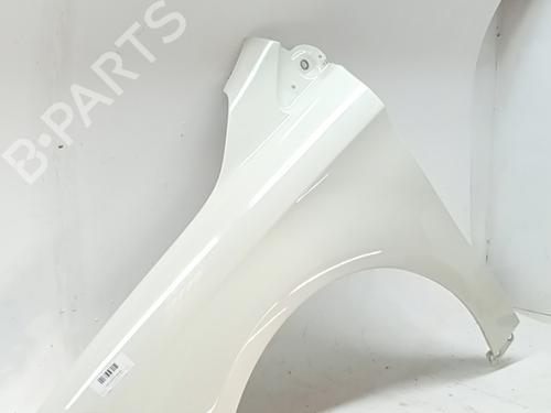 Used Left front fenders Left front fenders 32105049 32105049