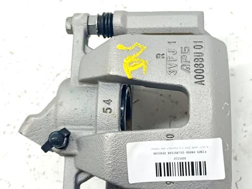 Used Right front brake caliper PEUGEOT 2008 II (UD_, US_, UY_, UJ_, UR_, UC_) 1.2 PureTech 100 (USHNK) (101 hp) 31262641