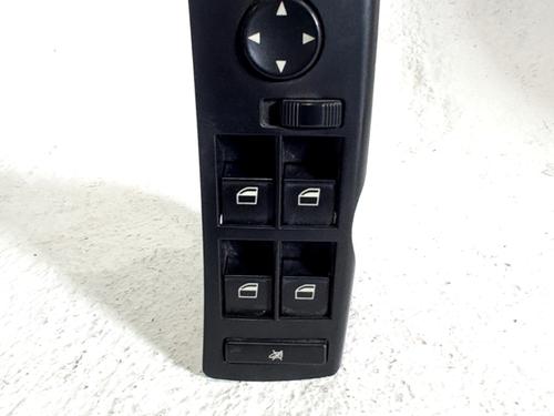 BP32106963I27 main image