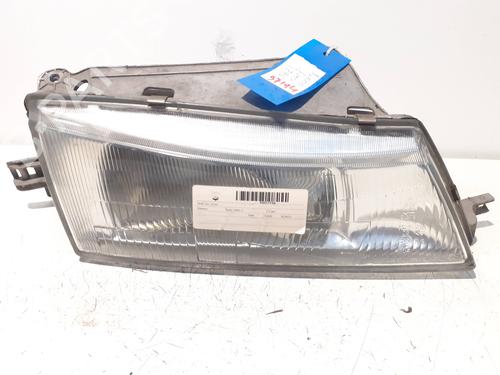 Used Right headlight DAEWOO NEXIA 1.5 (08, 68) (71 hp) 25987824