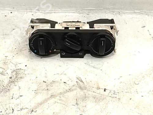 Used Climate control Climate control 34367458 34367458