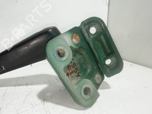 Hinge/Door check strap LAND ROVER DEFENDER Station Wagon (L316, L315) 2.5 Td5 4x4 (L316) | BP29228033C146 