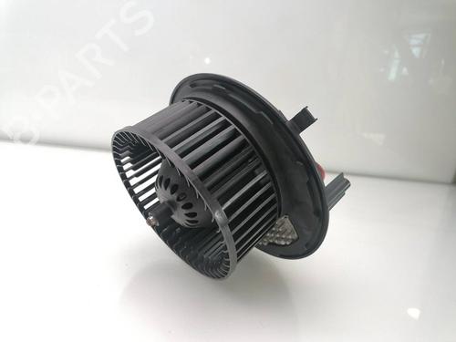Used Heater blower motor VW GOLF VII (5G1, BQ1, BE1, BE2) 1.6 TDI (105 hp) 23856829