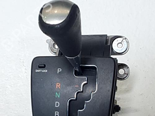 Levier de vitesses LEXUS RX (_U3_) 400h AWD (MHU38_, MHU38R) (272 hp) 31701227