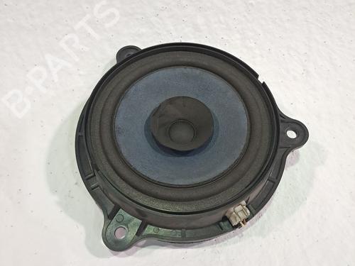 Used Speaker NISSAN X-TRAIL I (T30) 2.2 Di 4x4 (114 hp) 25809478