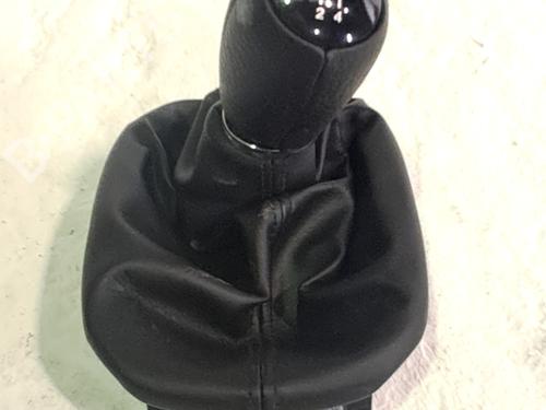 gear-lever-seat-toledo-ii-1m2-1998-1999-2000-2001-2002-2003-2004-2005-2006-32042348 main image