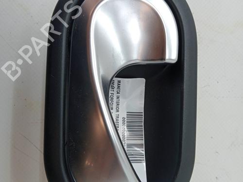 Venstre bak invendig håndtak SMART FORFOUR Hatchback (453) electric drive / EQ (453.091) (56 hp) 23349193
