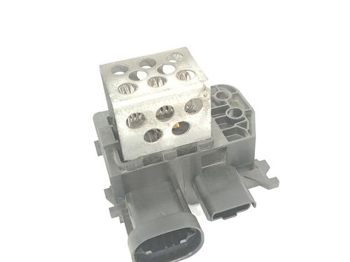 Used Heater resistor PEUGEOT 308 II (LB_, LP_, LW_, LH_, L3_) 1.6 HDi / BlueHDi 115 (115 hp) 28108633