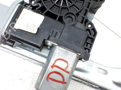 Used Right front window motor Right front window motor SMART FORFOUR Hatchback (453) electric drive / EQ (453.091) (56 hp) 32696660 32696660