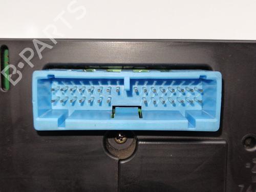 Used Climate control SUZUKI GRAND VITARA I (FT, HT) 2.0 HDI 110 16V 4x4 (SQ420D, TD83V, JA420WD) (109 hp) 23386638