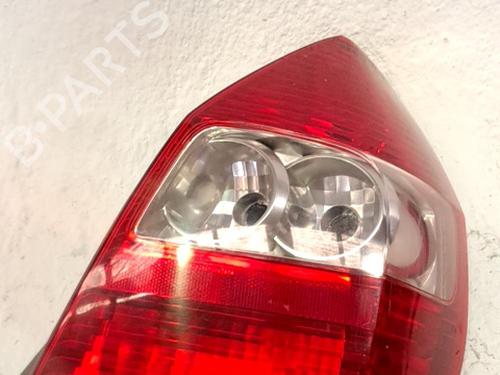 Høyre baklys HONDA JAZZ II (GD_, GE3, GE2) 1.3 iDSi (GD1) (83 hp) 29992606