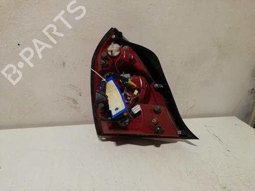 Used Right taillight HYUNDAI ELANTRA III Saloon (XD) 1.6 (107 hp) 25433625