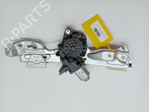 Rudehejsemotor bagstkærm højre RENAULT MEGANE IV Hatchback (B9A/M/N_) 1.2 TCe 130 (B9MR) (130 hp) 23353964