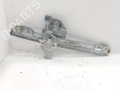 Used Front left window mechanism Front left window mechanism CITROËN C3 III (SX) 1.2 PureTech 82 (83 hp) 33761886 33761886
