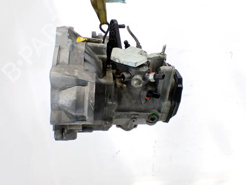 Gearbox VW GOLF VII (5G1, BQ1, BE1, BE2) 1.6 TDI | BP32106083M3 