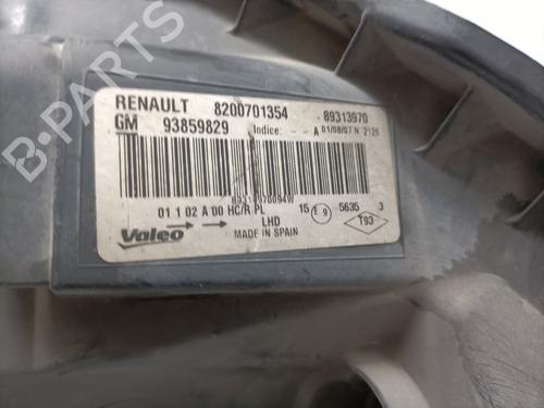 Left headlight NISSAN PRIMASTAR Van (X83) 2.0 dCi 90 | BP25455716C28 