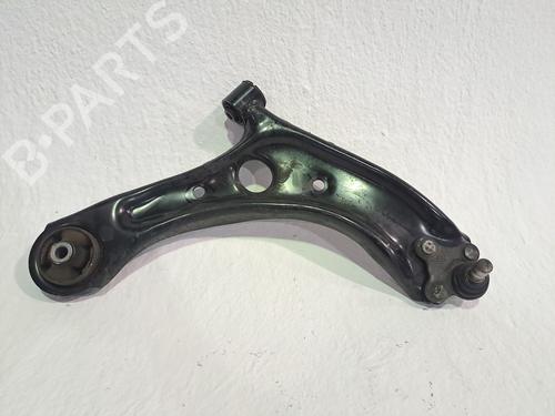 Used Right front suspension arm HYUNDAI TUCSON (TL, TLE) 1.6 CRDi (116 hp) 26233567