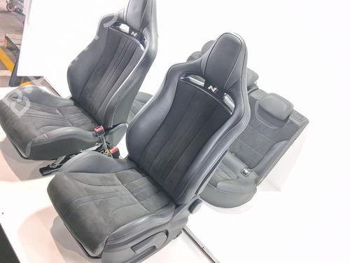Seats set HYUNDAI i30 (PDE, PD, PDEN) 2.0 N | BP28036897C78 