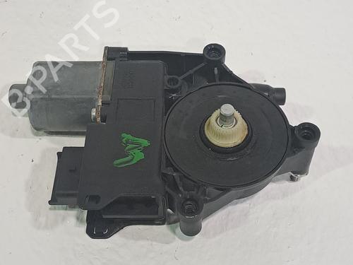 Right rear window motor PEUGEOT 208 I (CA_, CC_) 1.2 VTI 82 | BP27700336E22
