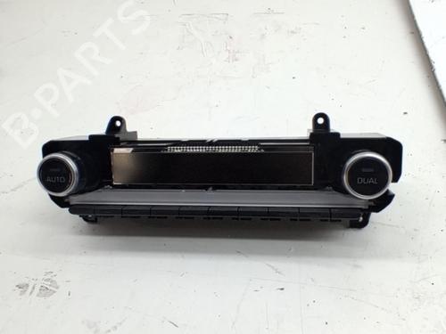 Used Climate control Climate control TOYOTA YARIS CROSS (MXP_) 1.5 Hybrid All-wheel Drive (MXPJ15) (116 hp) 38418136 38418136